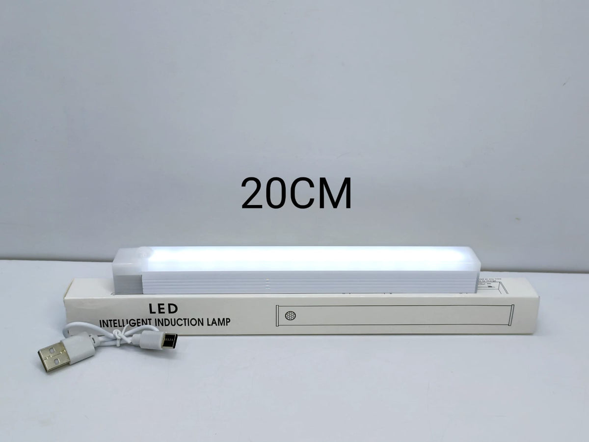 Luz LED Recargable con Sensor de Movimiento
