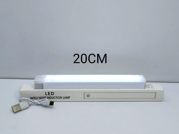 Luz LED Recargable con Sensor de Movimiento