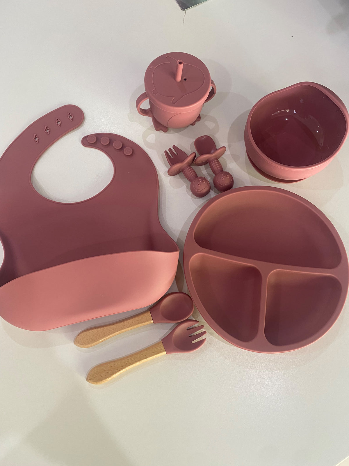 Kit de Alimentación de Silicona para Bebé – 8 Piezas